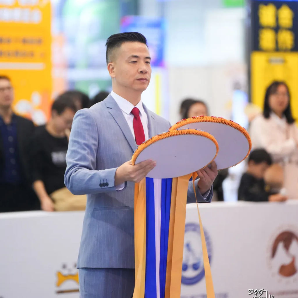 Foto de Zhou Hao